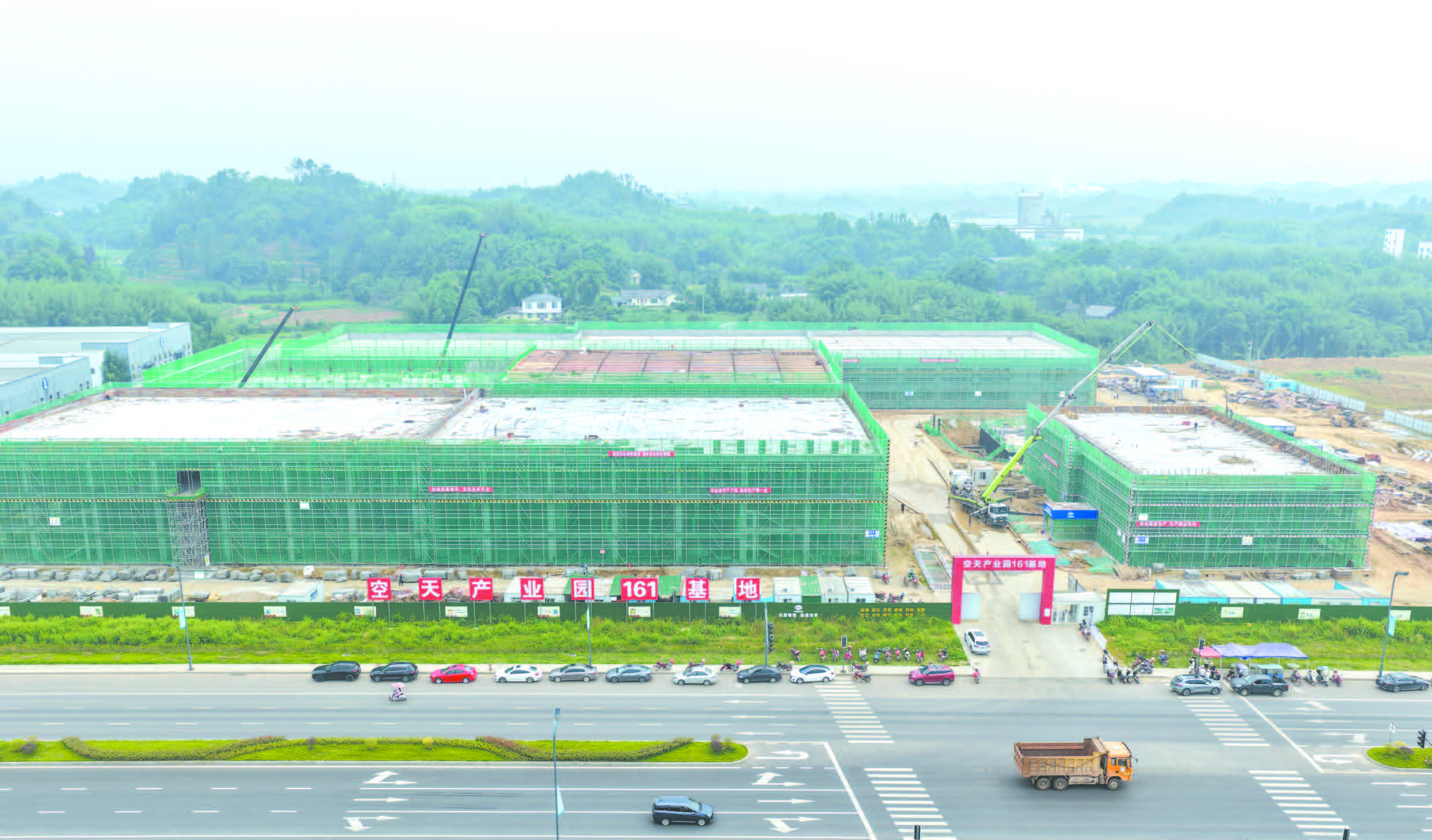 犍为空天产业园“161”基地建设压茬推进(图1)