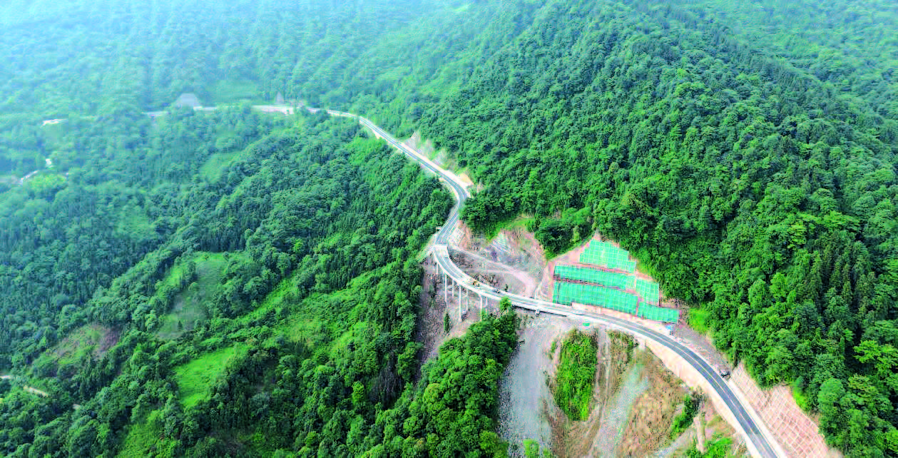 川零公路正式通车 大峨眉旅游环线“闭环成链”(图1)