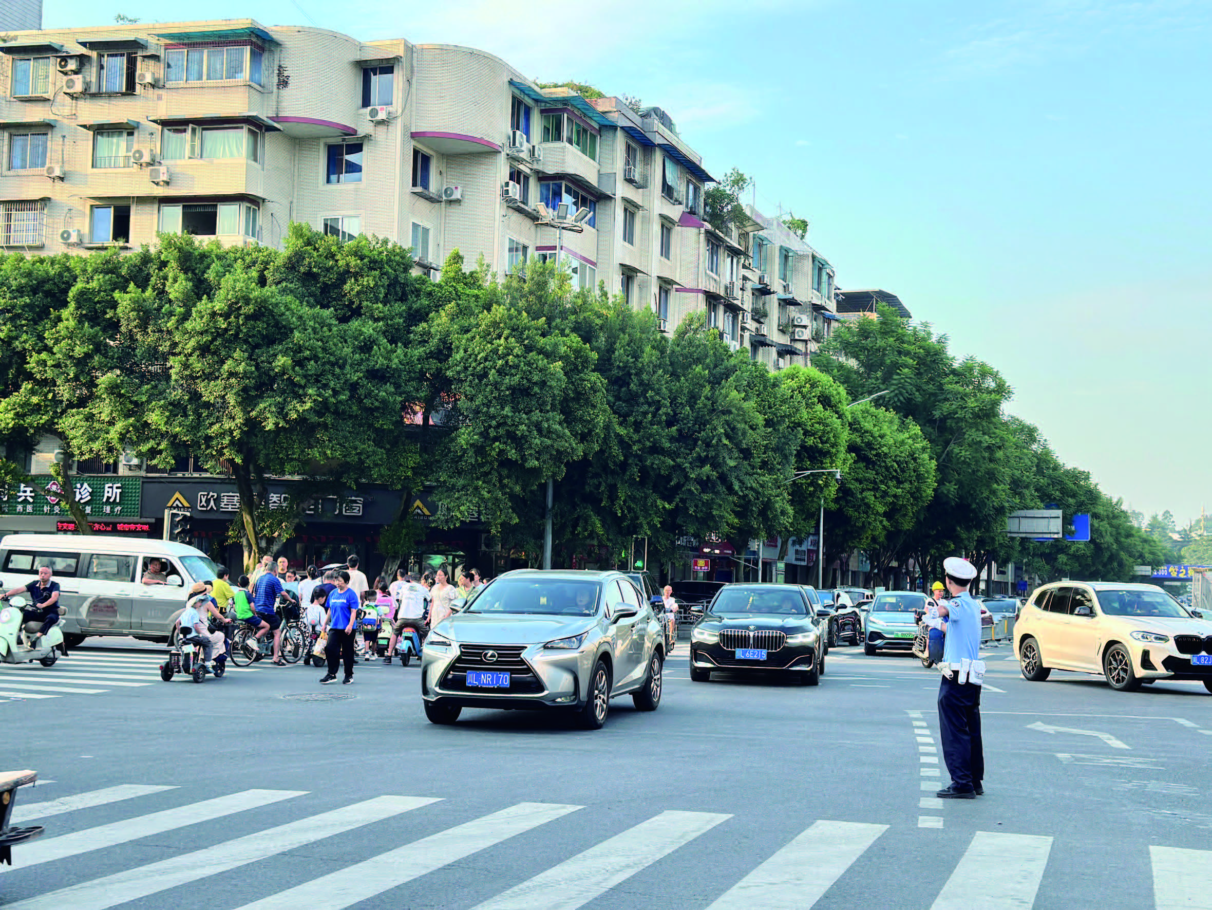 我市中小学校平稳有序开学(图1)