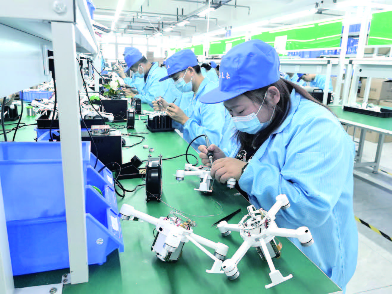 犍为：临空展翼“蝶变”向新(图1)