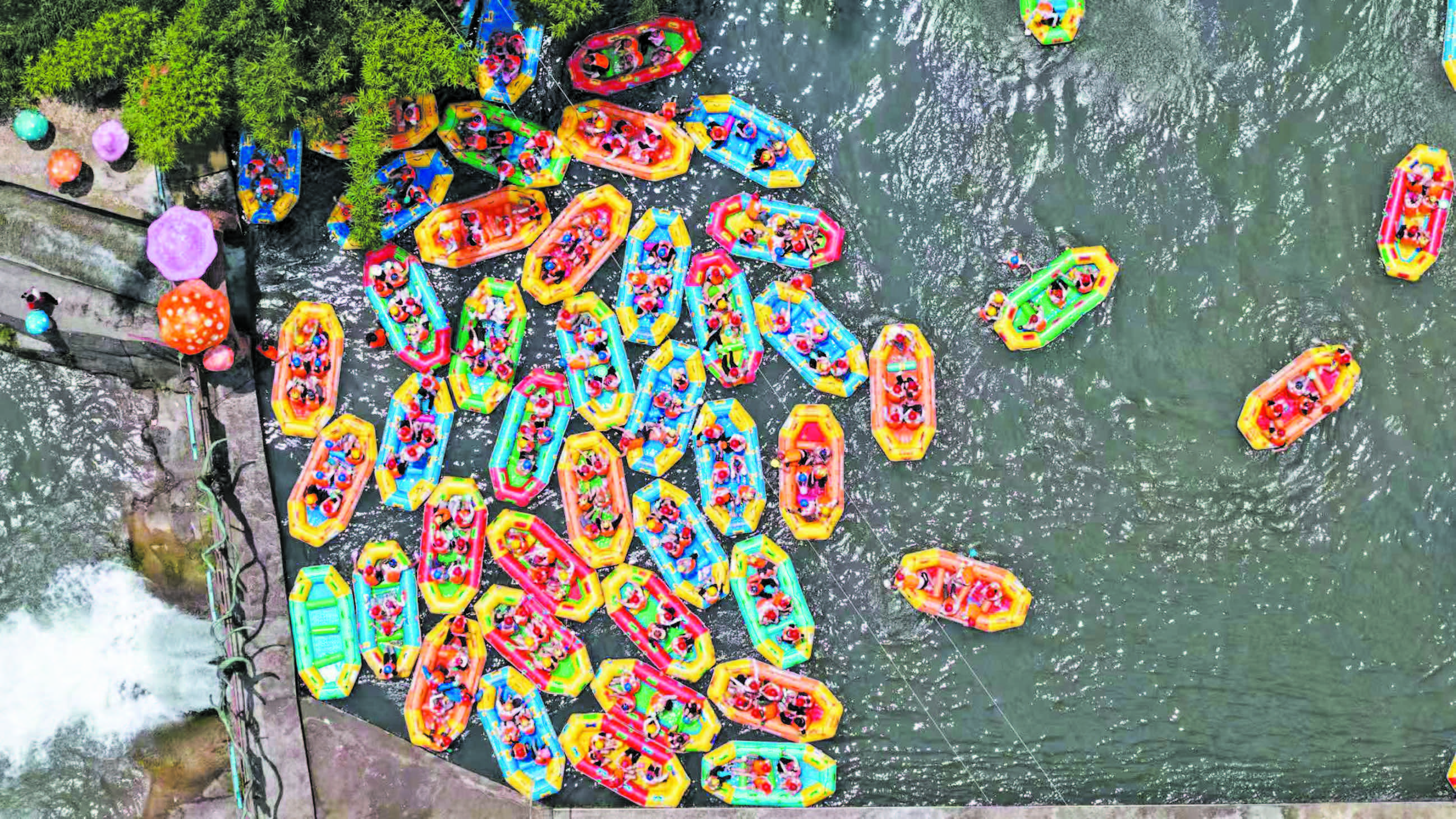 乐山“清凉经济”持续升温(图1)